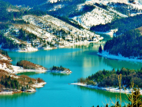 Plastiras Lake via Evangelos Vissariou, Flickr